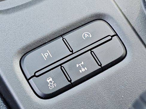 New 2025 Ford Ranger Lariat w/ Black Appearance Package image 29