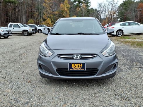 Used 2017 Hyundai Accent SE image 3