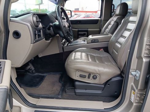 Used 2004 HUMMER H2 w/ Preferred Equipment Group AWD/4WD image 27