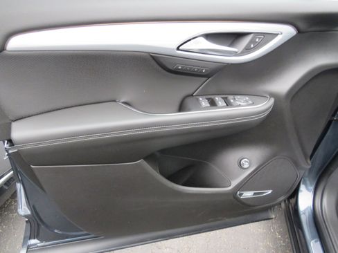 New 2026 Buick Envision Avenir image 16