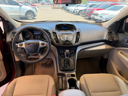 Used 2016 Ford Escape SE FWD image 13