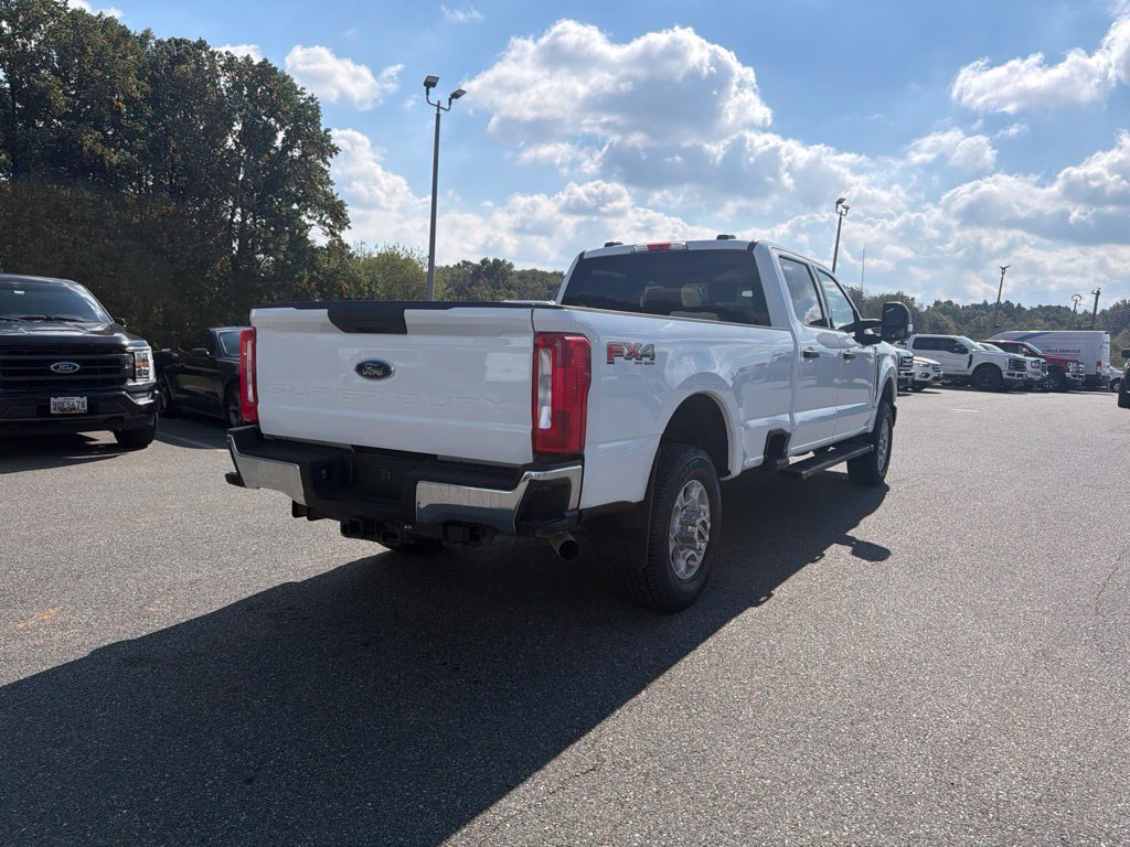 Used 2025 Ford F350 XLT w/ FX4 Off-Road Package AWD/4WD image 10