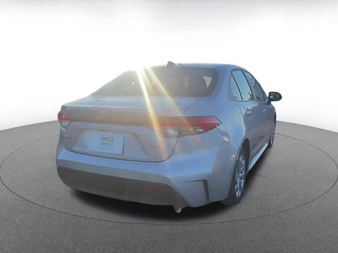 Used 2025 Toyota Corolla LE image 14