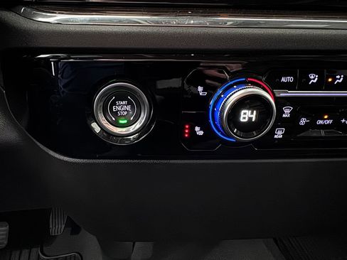 Certified 2024 GMC Sierra 1500 Elevation AWD/4WD image 22