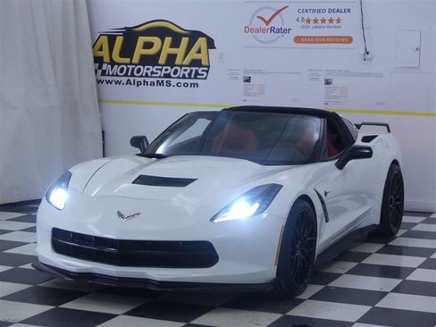 Used 2019 Chevrolet Corvette Stingray Coupe w/ Carbon Flash Badge Package RWD image 4