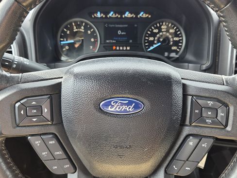 Used 2019 Ford F150 XLT w/ Equipment Group 302A Luxury AWD/4WD image 20