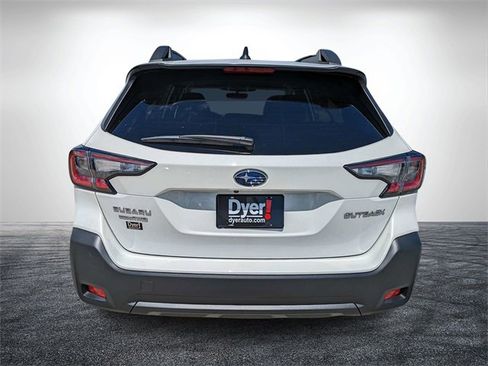 New 2025 Subaru Outback Premium image 5