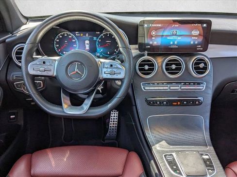 Used 2020 Mercedes-Benz GLC 300 image 16