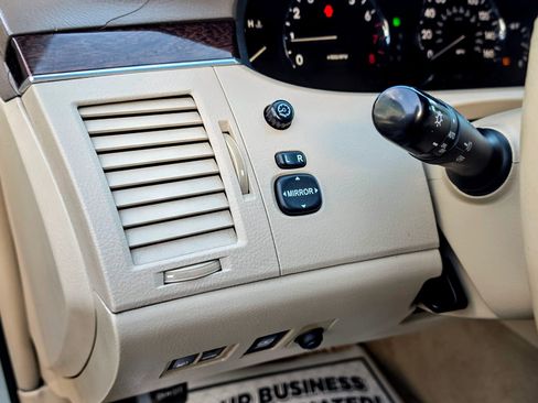 Used 2008 Toyota Avalon Limited FWD image 22