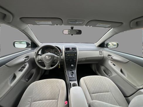 Used 2009 Toyota Corolla Sedan 4D image 20