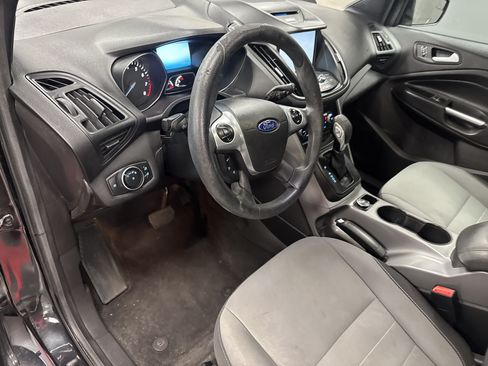 Used 2015 Ford Escape SE w/ Equipment Group 201A FWD image 10