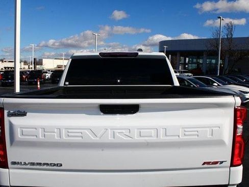 Used 2022 Chevrolet Silverado 1500 RST w/ Z71 Off-Road Package image 10