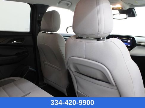 Used 2024 Chevrolet TrailBlazer LT w/ Convenience Package image 19