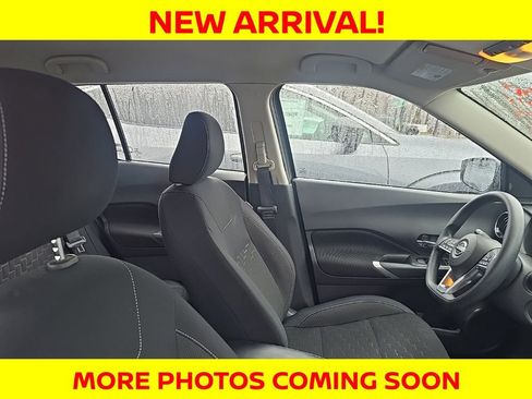 Used 2023 Nissan Kicks SV image 8