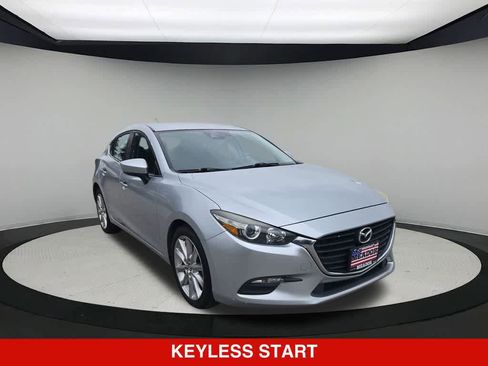 Used 2017 MAZDA MAZDA3 Touring FWD image 8