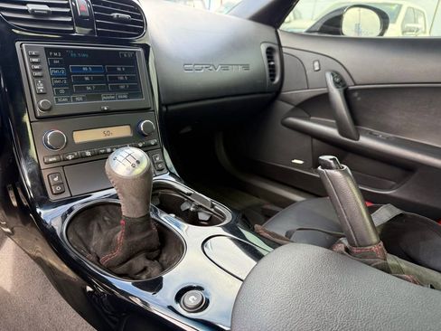 Used 2007 Chevrolet Corvette Z06 w/ Preferred Equipment Group image 17