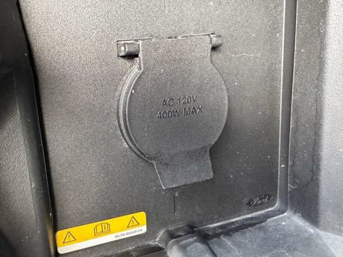 Used 2023 Ford F150 Lariat w/ Equipment Group 502A High AWD/4WD image 8