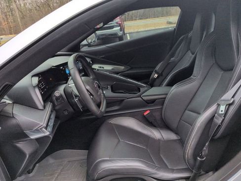 Used 2020 Chevrolet Corvette Stingray Coupe w/ 1LT image 9