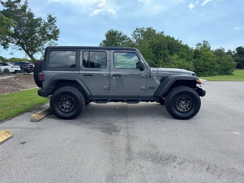 Used 2023 Jeep Wrangler Unlimited Sport AWD/4WD image 3
