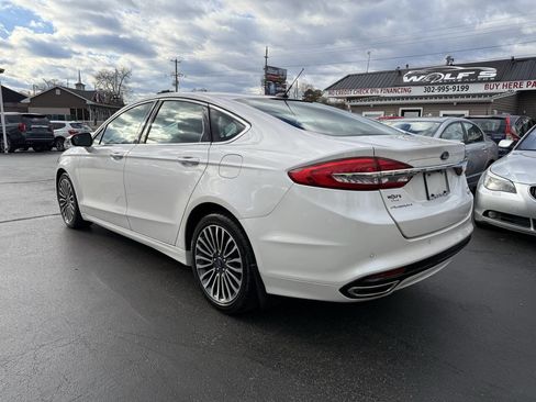 Used 2017 Ford Fusion SE w/ Equipment Group 202A image 6