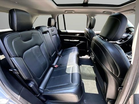 Certified 2022 Jeep Grand Cherokee Limited 4xe AWD/4WD image 25