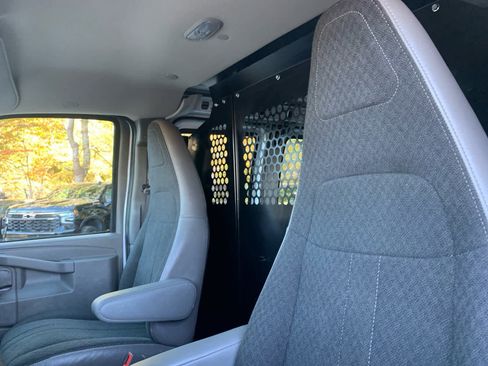Certified 2024 Chevrolet Express 2500 w/ Driver Convenience Package image 13