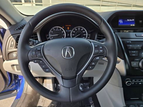 Used 2017 Acura ILX FWD image 14
