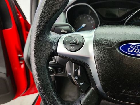 Used 2012 Ford Focus SE FWD image 15