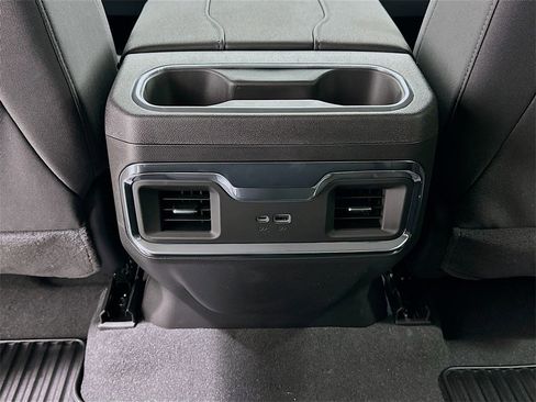 New 2026 GMC Sierra 1500 Elevation image 26