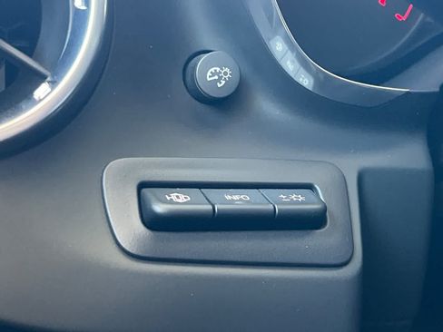 Used 2016 Chevrolet Camaro SS RWD image 34