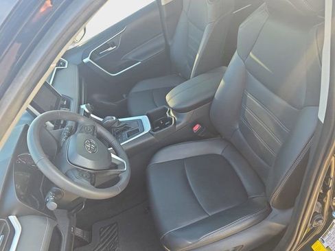 Used 2024 Toyota RAV4 XLE Premium image 15
