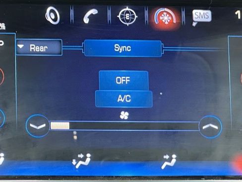 Used 2019 Cadillac Escalade Luxury image 24