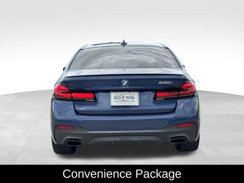 Used 2023 BMW 530i w/ M Sport Package RWD image 4