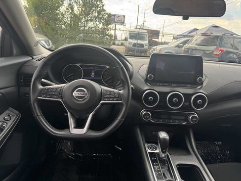 Used 2021 Nissan Sentra SV image 11
