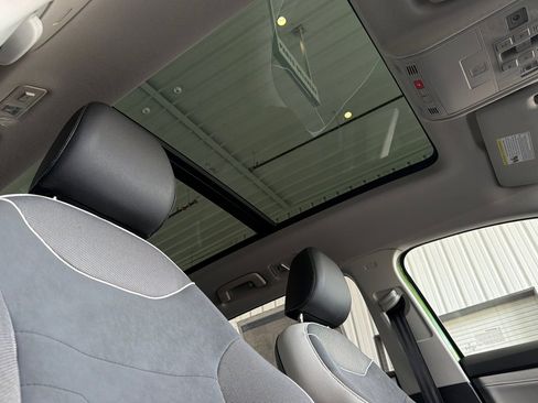 New 2026 Volkswagen Taos SE AWD/4WD image 16