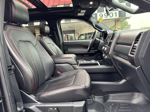 Used 2020 Ford Expedition Limited w/ Equipment Group 303A AWD/4WD image 28