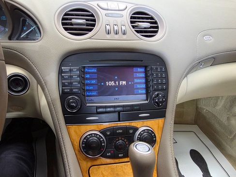 Used 2008 Mercedes-Benz SL 550 image 30