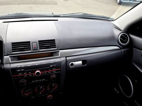 Used 2006 MAZDA MAZDA3 s FWD image 35