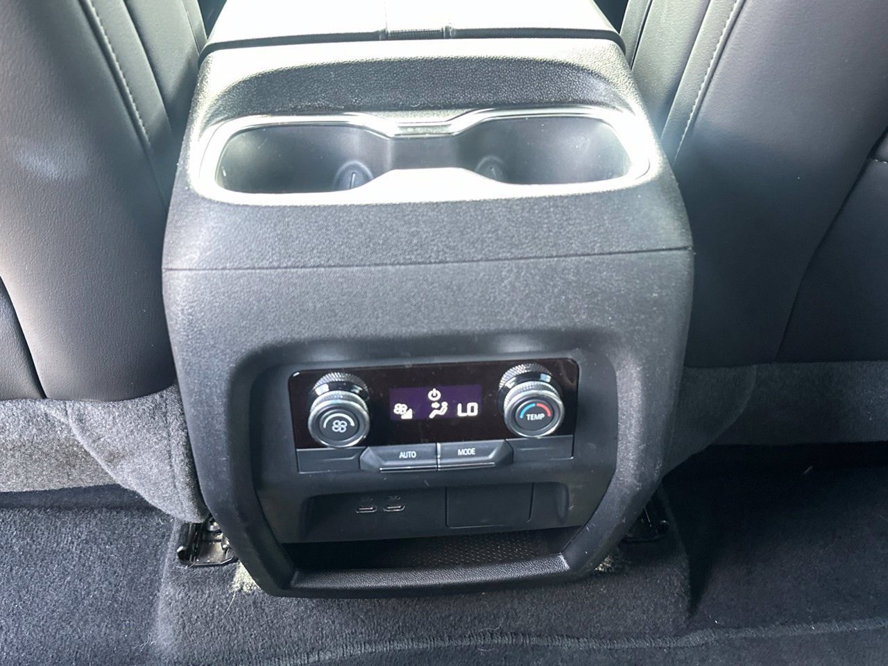 Used 2025 Buick Enclave Preferred FWD image 24