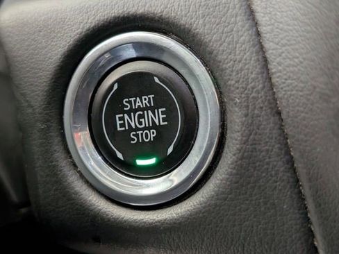 Certified 2023 Chevrolet Suburban Premier image 23