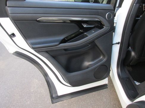 Used 2020 Land Rover Range Rover Evoque S image 58