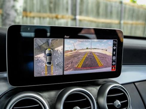 Used 2020 Mercedes-Benz C 300 Sedan image 23