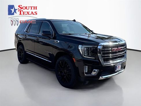 Used 2023 GMC Yukon SLT w/ SLT Luxury Package image 1