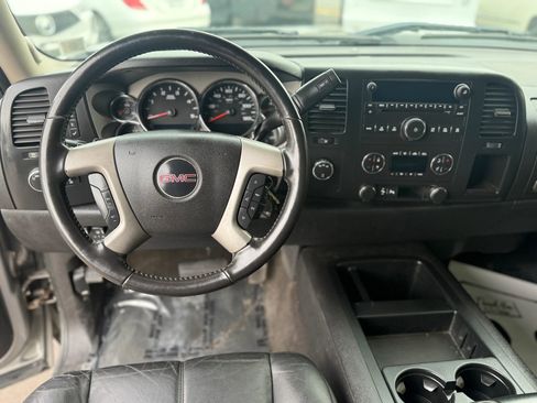 Used 2008 GMC Sierra 2500 SLE w/ SLE2 Preferred Package image 12