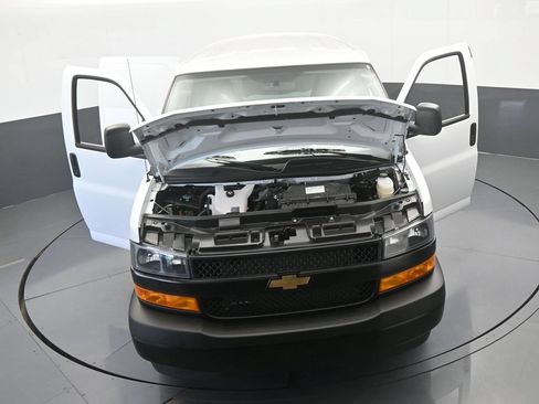 New 2026 Chevrolet Express 2500 Extended w/ Driver Convenience Package RWD image 62