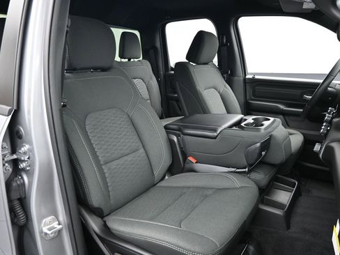 Used 2025 RAM 1500 Tradesman w/ Night Edition AWD/4WD image 31