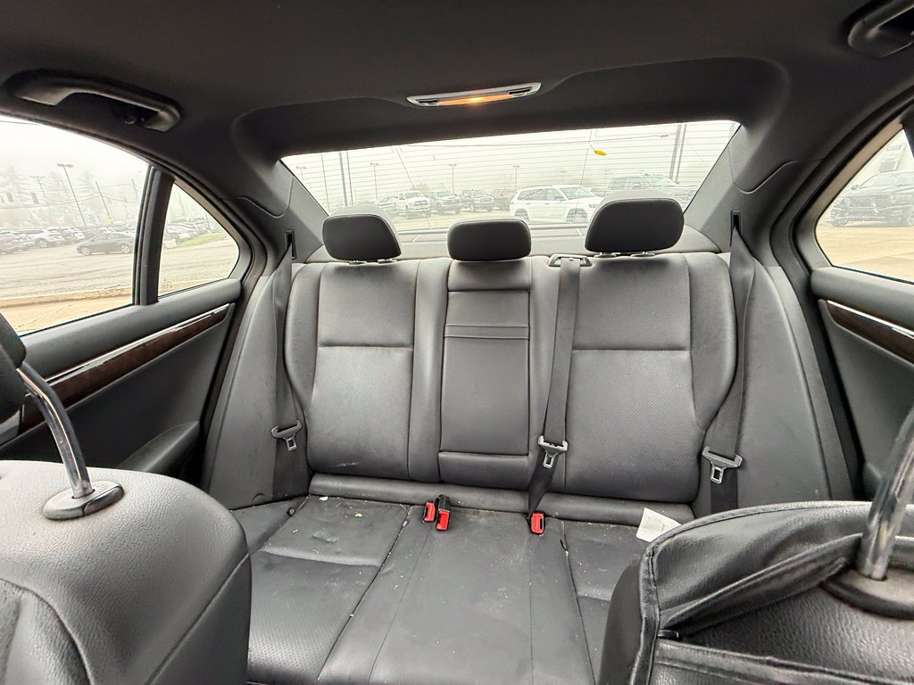 Used 2013 Mercedes-Benz C 300 4MATIC Sedan image 14