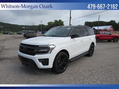 Used 2022 Ford Expedition XLT RWD image 3