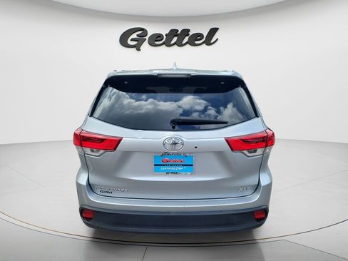 Used 2019 Toyota Highlander XLE image 5
