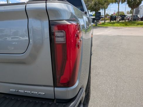 Used 2024 GMC Sierra 2500 Denali w/ Denali Reserve Package AWD/4WD image 14